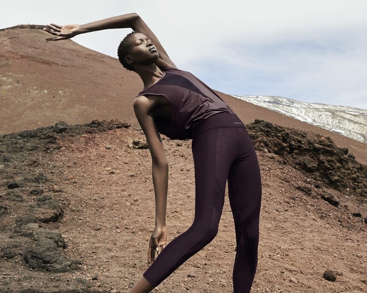 OYSHO FW17 Gymwear Collection